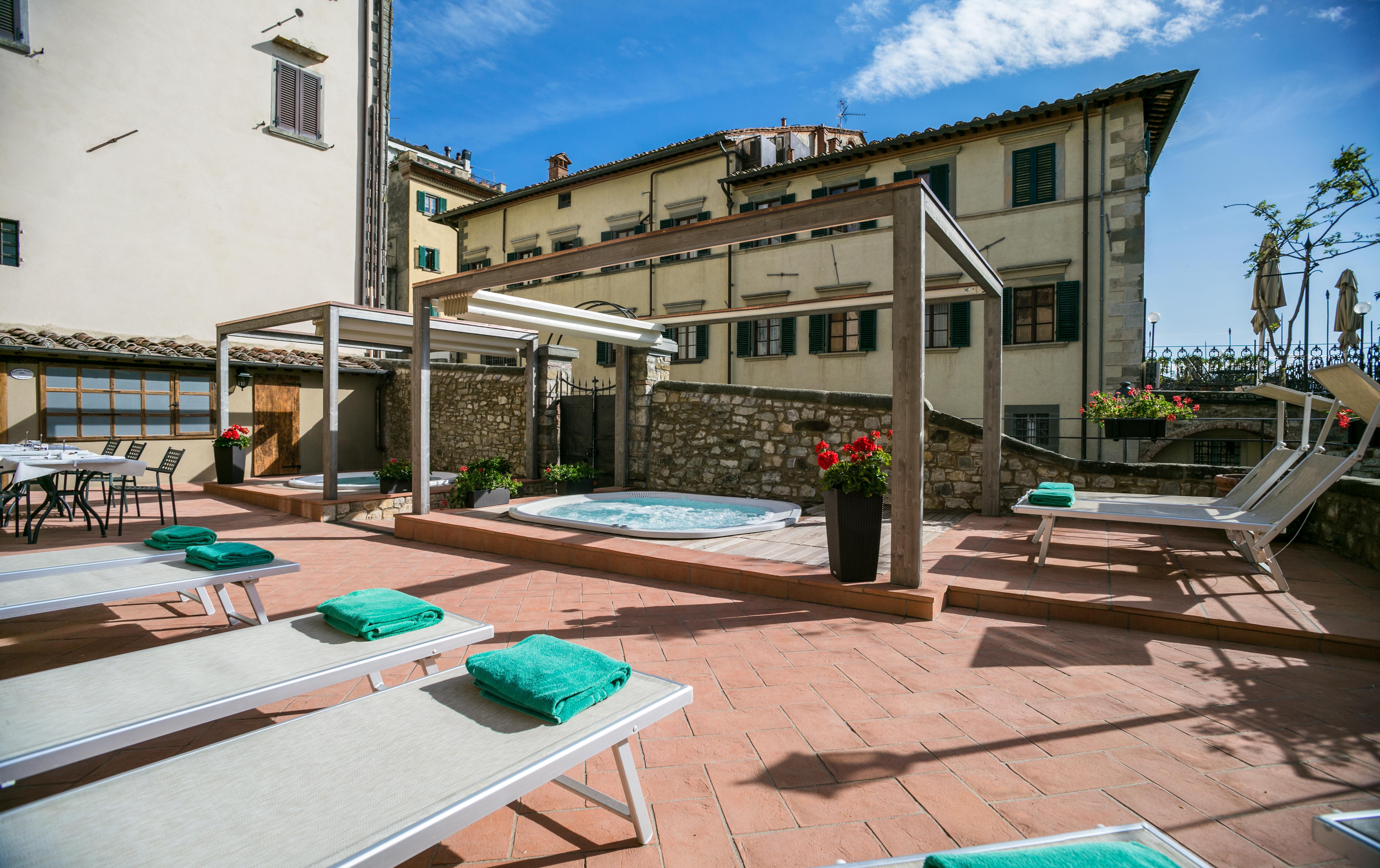 Palazzo Leopoldo Dimora Storica & Spa Radda in Chianti Bagian luar foto